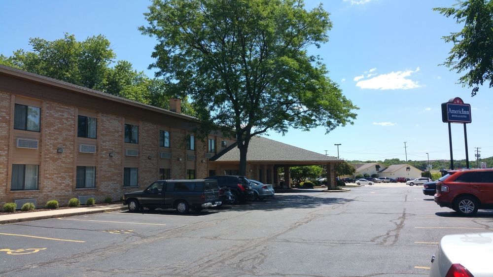 Americinn And Suites By Wyndham Delafield-Waukesha-Milwaukee Extérieur photo